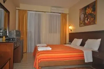 Aristotelis 2*