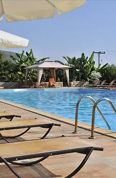 Aristotelis فندق 2*