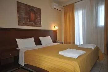 فندق Aristotelis 2*